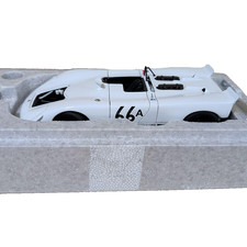 AUTOart 1/18 Porsche 908/02 Steve McQueen Holtville 1970 #66