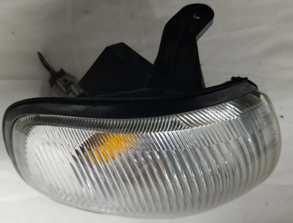 Nissan 1354239 Sentra 1991-1992 conjunto de señal de giro derecha 210-63349 OEM envío a Japón Foto 4 de 4