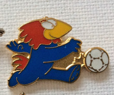 France 98 World Cup Mascot Footix Kicking a Ball Badge.
