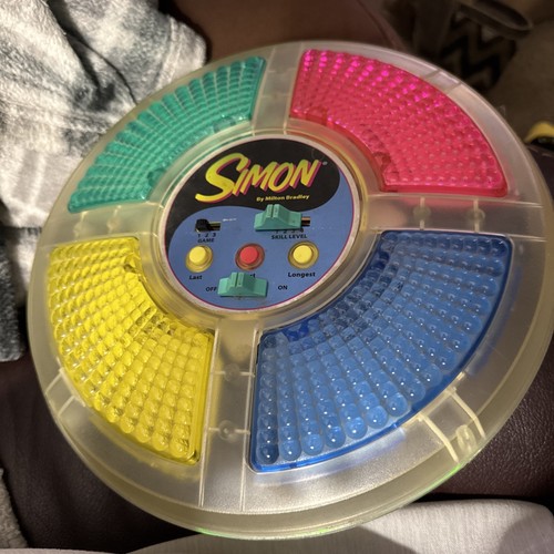 Vintage 1978 Milton Bradley Simon Electronic Light Game -Clear -Not Working - Picture 1 of 5