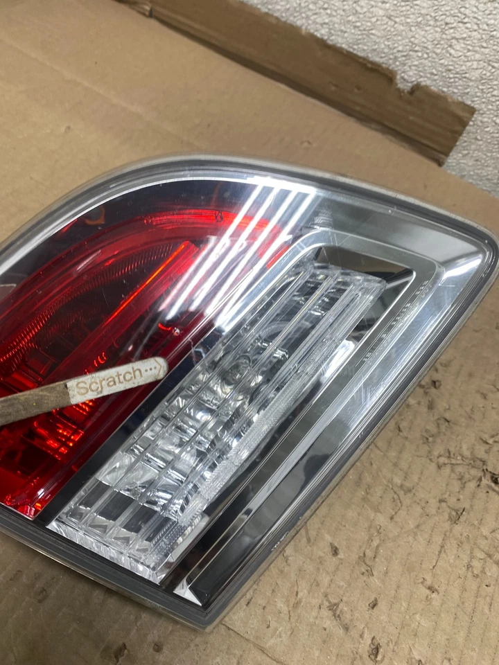 2007 2008 2009 Mazda Cx-9 Left Driver Lh Side Inner Tail Light Oem U3050 DW - Image 4 of 4