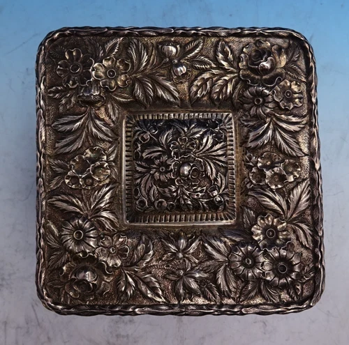 Repousse by S. Kirk and Son Inc. Sterling Silver Pin Tray with Lid #7 (#8744)