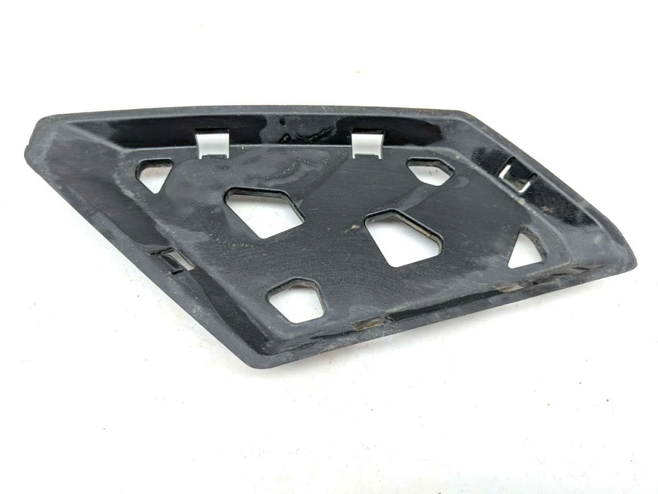 14 Can Am Maverick 1000R X RS DPS Right Baggage Rack Cover Plastic 705006714 - Image 2 of 4