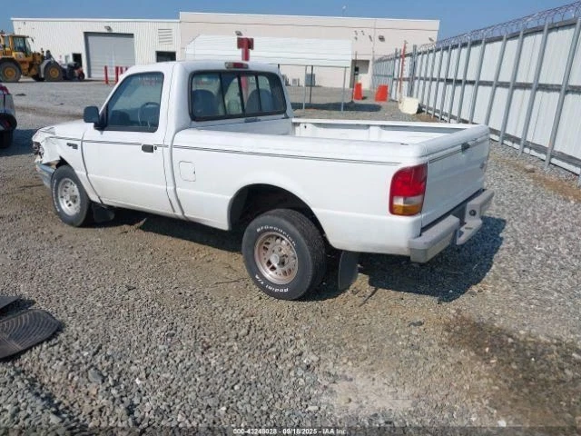 High Mounted Stop Light Without Cargo Lamp Fits 94-97 MAZDA B-2300 5270325 - Image 3 of 4