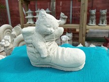 Concrete garden statue - puss in boot