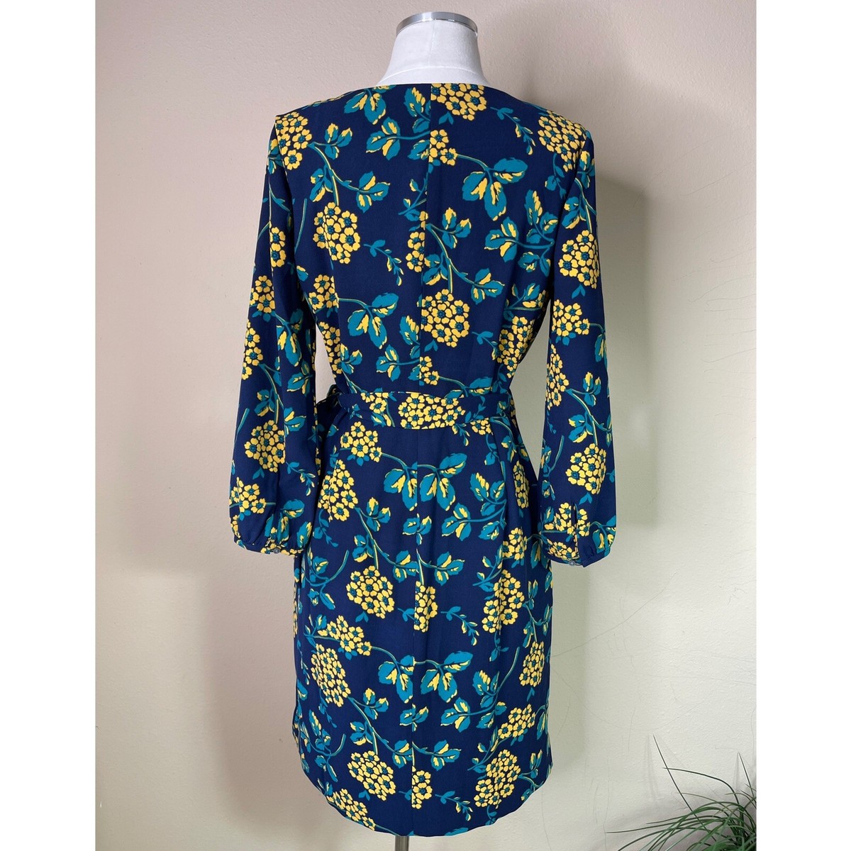 J.Crew Golden floral wrap dress in 365 crepe sz 2 K0109 Navy Yellow