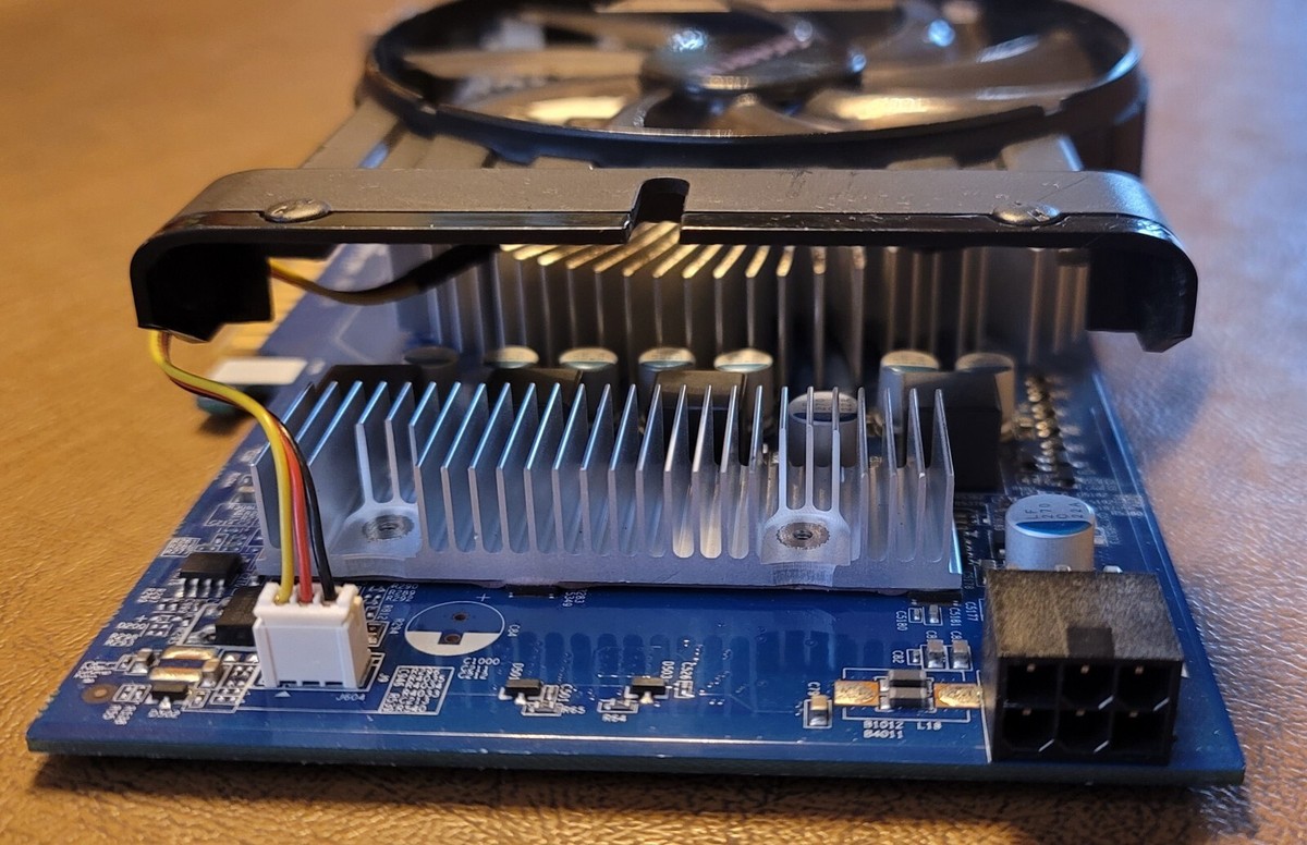 グラフィックボード・グラボ・ビデオカード GIGABYTE GV-N550D5-1GI 楽天市場】GIGA-BYTE Technology GeForce GTX 550 Ti 1024MB DVI