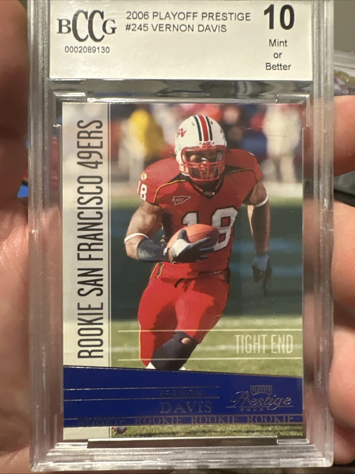 Vernon Davis trading card