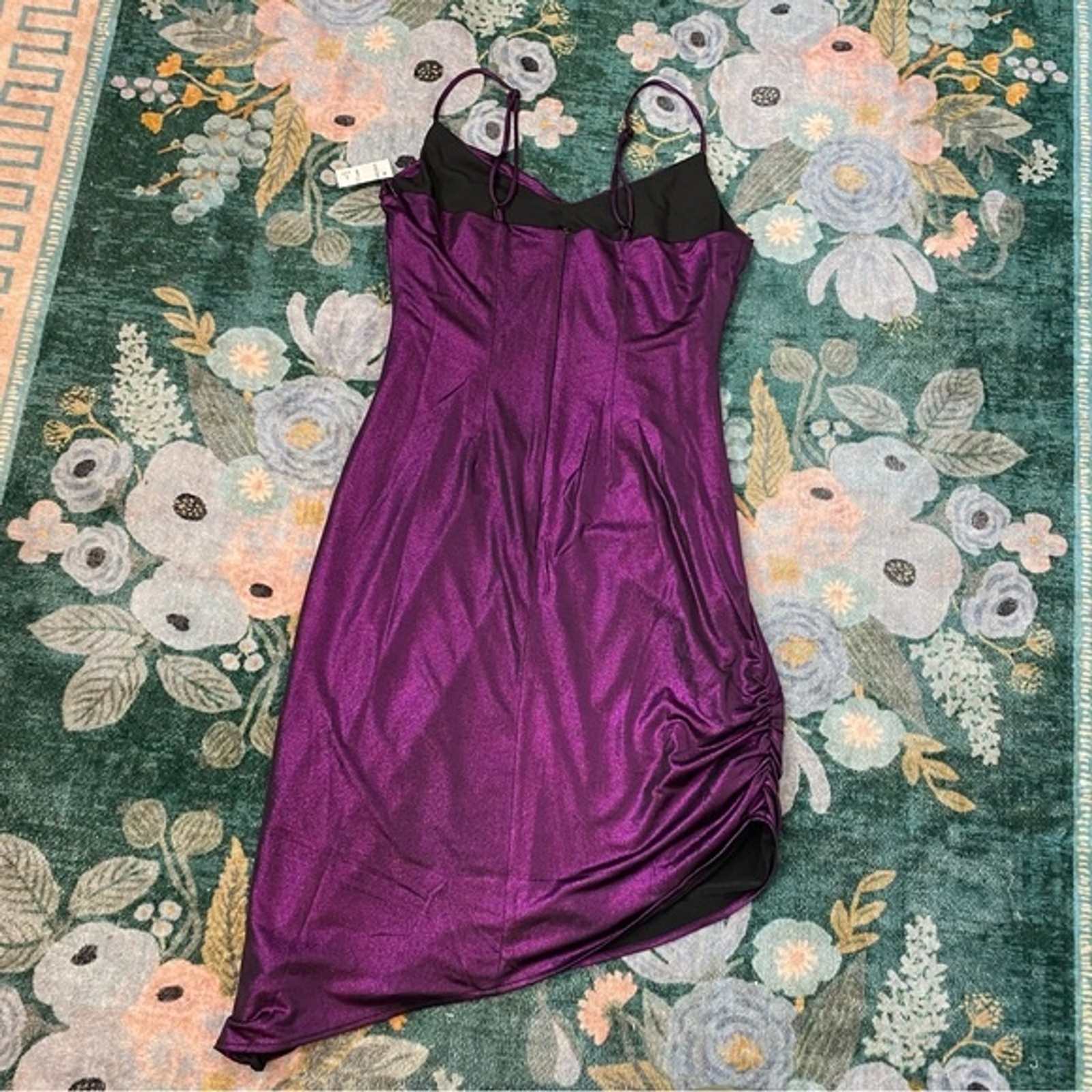 Picture 4 of 12
