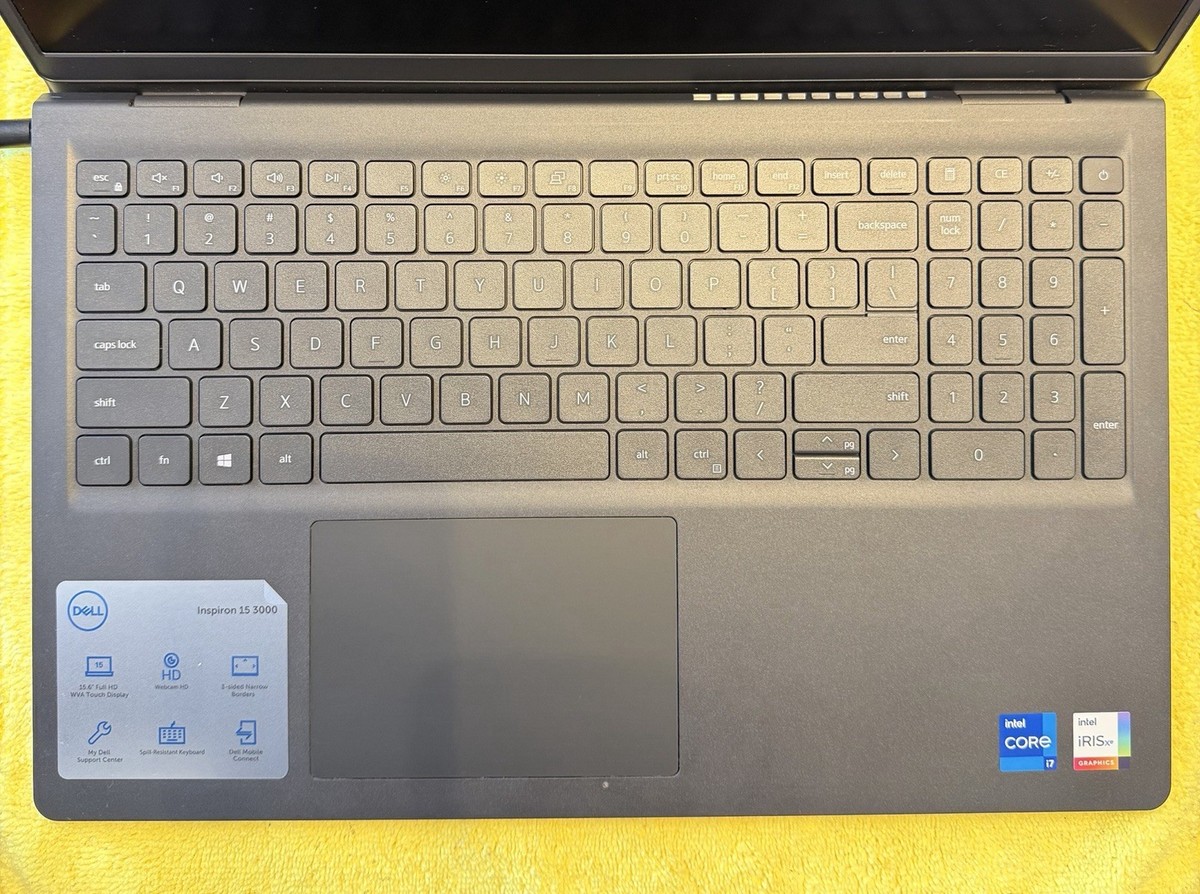 Dell Inspiron 15.6'' (Intel Core i7-1165G7, 8GB RAM,256GB SSD+1TB