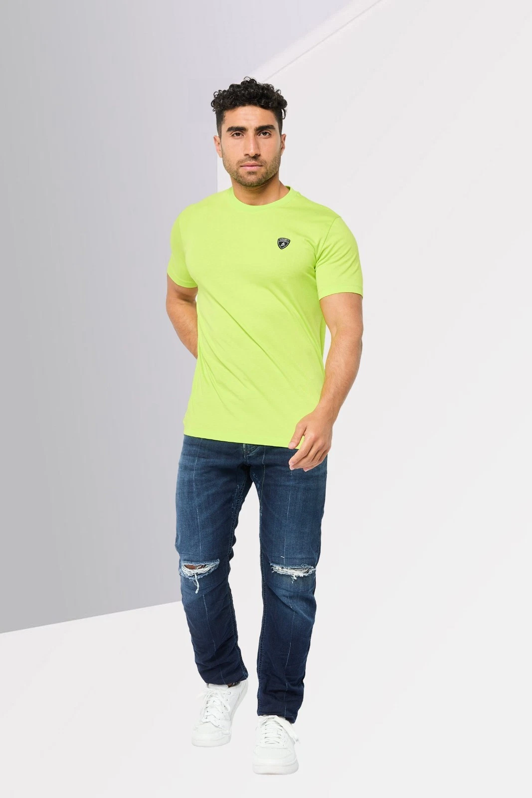 100% Authentic Lamborghini Men Sportswear Fit Short Sleeve T-Shirt, RPP 200 $
Opens in a new window