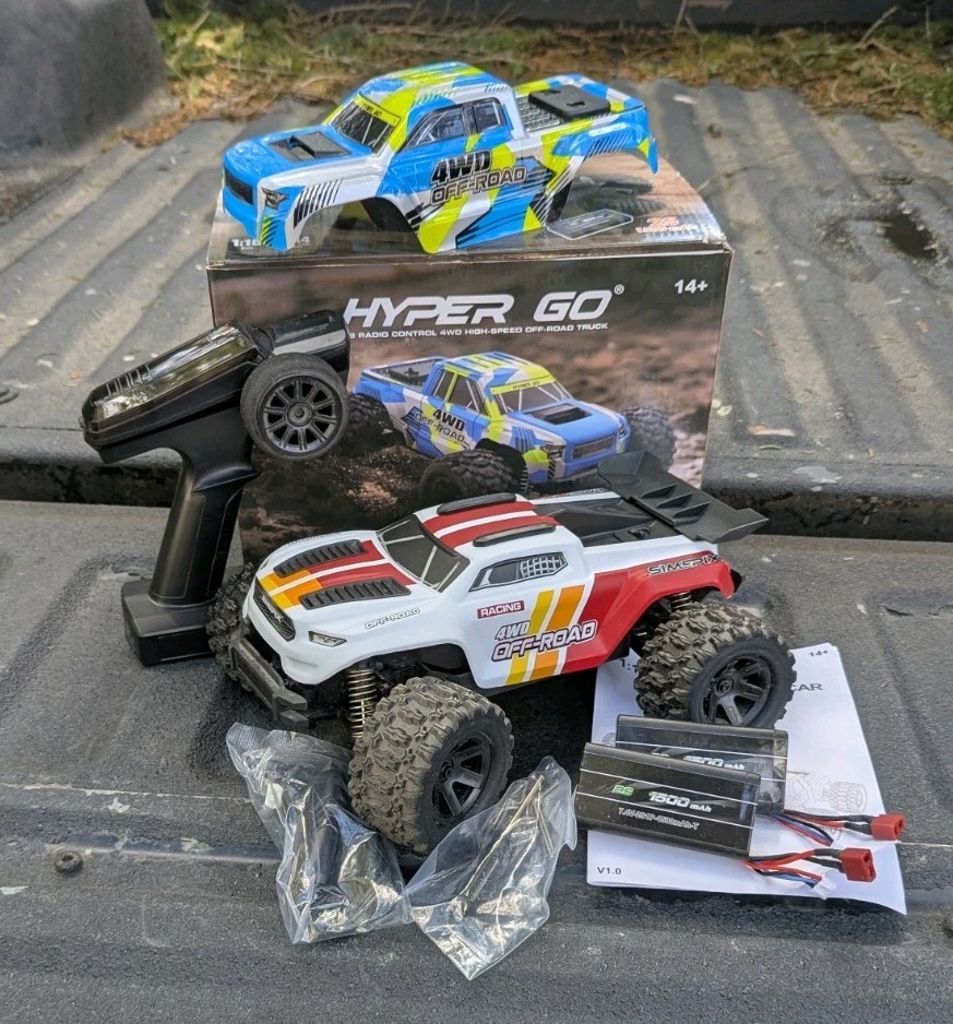 MJX HyperGo 18208 1/18 RC Car Off-Road Monster Truck Basher 4wd