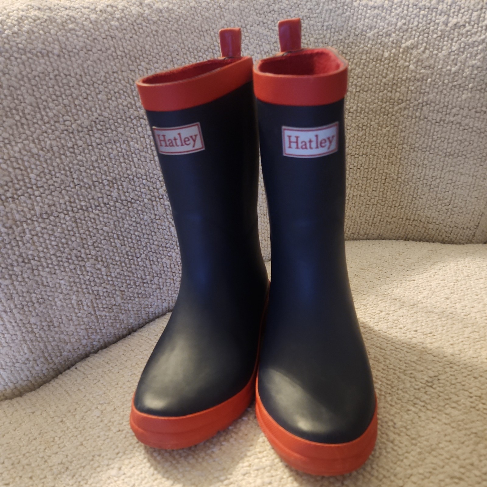 Hatley Classic Kids Rain Boot Size 2 Navy & Red Matte, Waterproof + Original Box