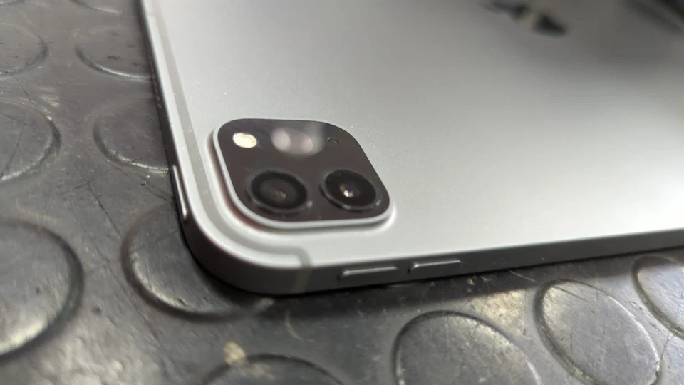 Apple iPad Pro 6 M2 (2022) 512GB 12.9" CELL Gray A2764 *LEGGI BENE* - Immagine 2 di 4