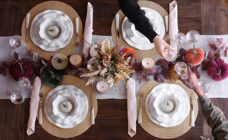 Beatriz Ball Vida Havana 9" Salad Plate (S/4) White Luxury Melamine... - Image 2 of 2