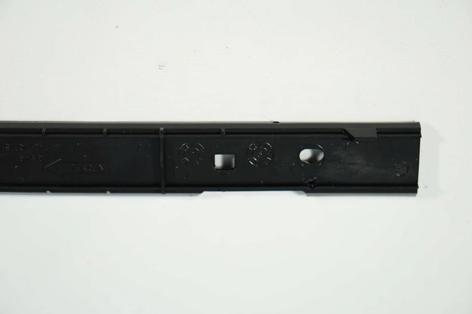 ✅ 02-06 Cadillac Escalade Techo Extremo Tapa Montaje Espaciador Delantero Izquierdo LH OEM Foto 3 de 4