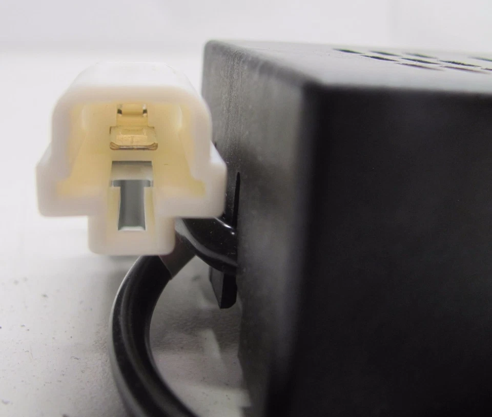 Relé de filtro de ruido de antena Toyota Avalon 2000-2004 90084-98029 OEM KM508266 Foto 4 de 4