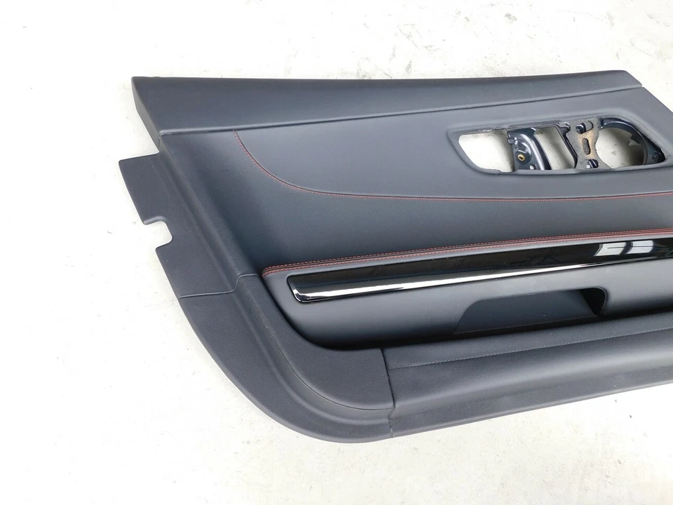 Tapicería interior panel puerta Mercedes Benz AMG GT S cupé C190 2016 LHS RHD J123 Foto 2 de 4