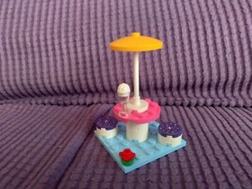 LEGO Friends 41320 Frozen Yogurt Shop Complete with Box & Instructions RETIRED