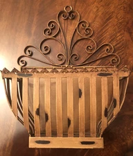 Southern Living Home Franciscan Metal Wall Door Flower Basket Holder 40620