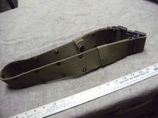 US Military Olive Green Nylon Pistol Belt,  Size Med , Plastic Buckle, used