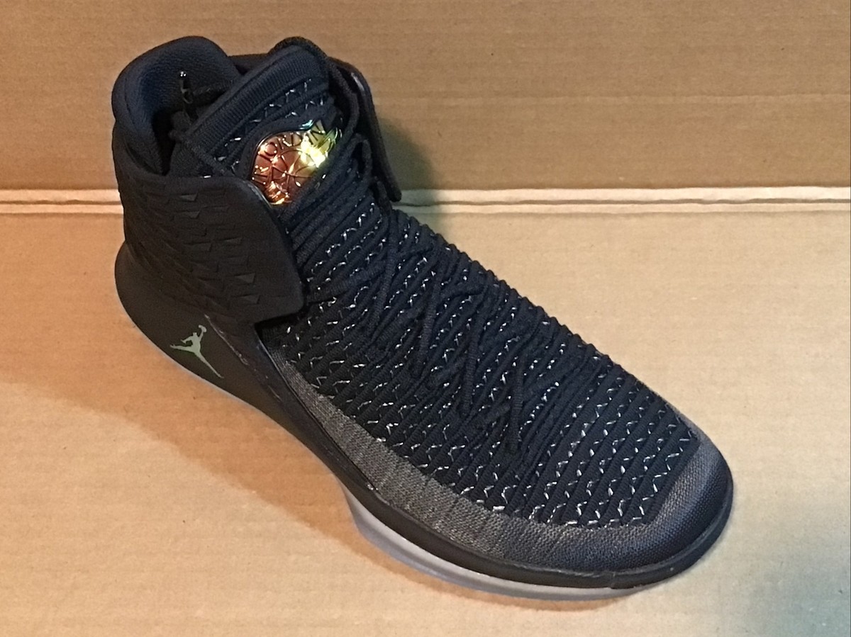 Nike Air Jordan XXXII “Black Cat” black/multi-color size 10.5 mens