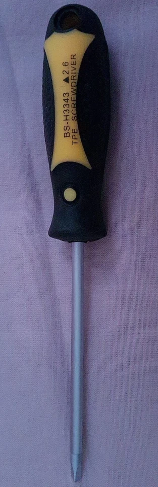 Screw Driver Triangle Shaped End - Image 3 of 4