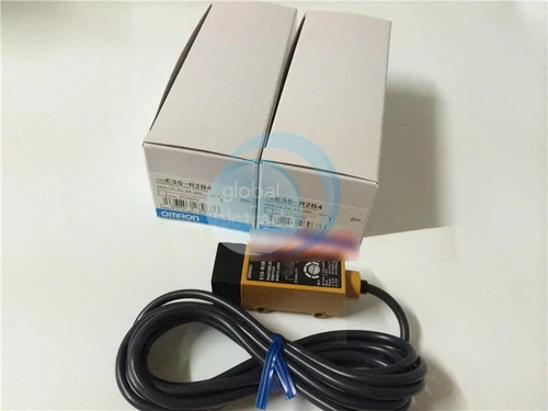 1PCS Photoelectric Switch E3S-R2B4 Omron New