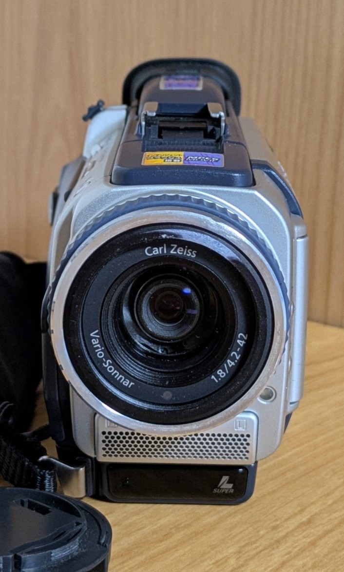 SONY DCR-TRV30 Handycam Camcorder NightShot MiniDV Japanese only