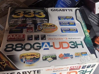 GIGABYTE 880GA UD3H Ultra Durable 3 Computer Motherboard