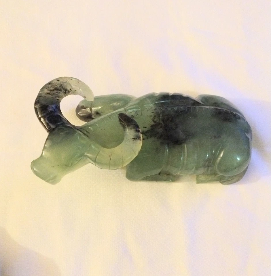 复古中国绿玉雕塑石雕水牛装饰学者艺术 — 第 2/4 张图片
