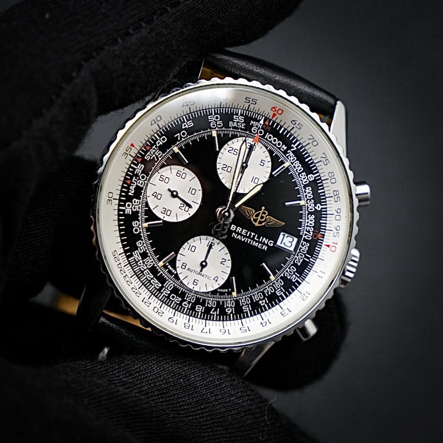 Breitling Navitimer A13022 View 6