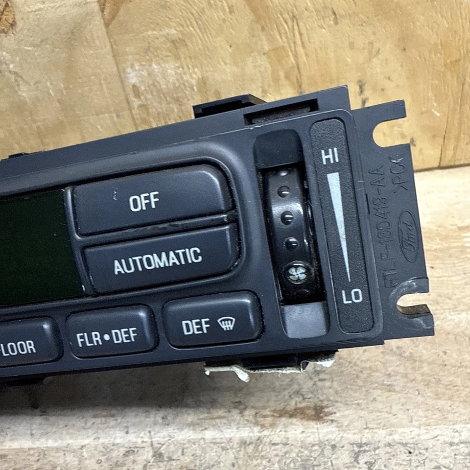 99-02 FORD EXPEDITION NAVIGATOR A/C CLIMATE HEATER CONTROL XL7H-19C933 GRAY OEM Foto 4 de 4
