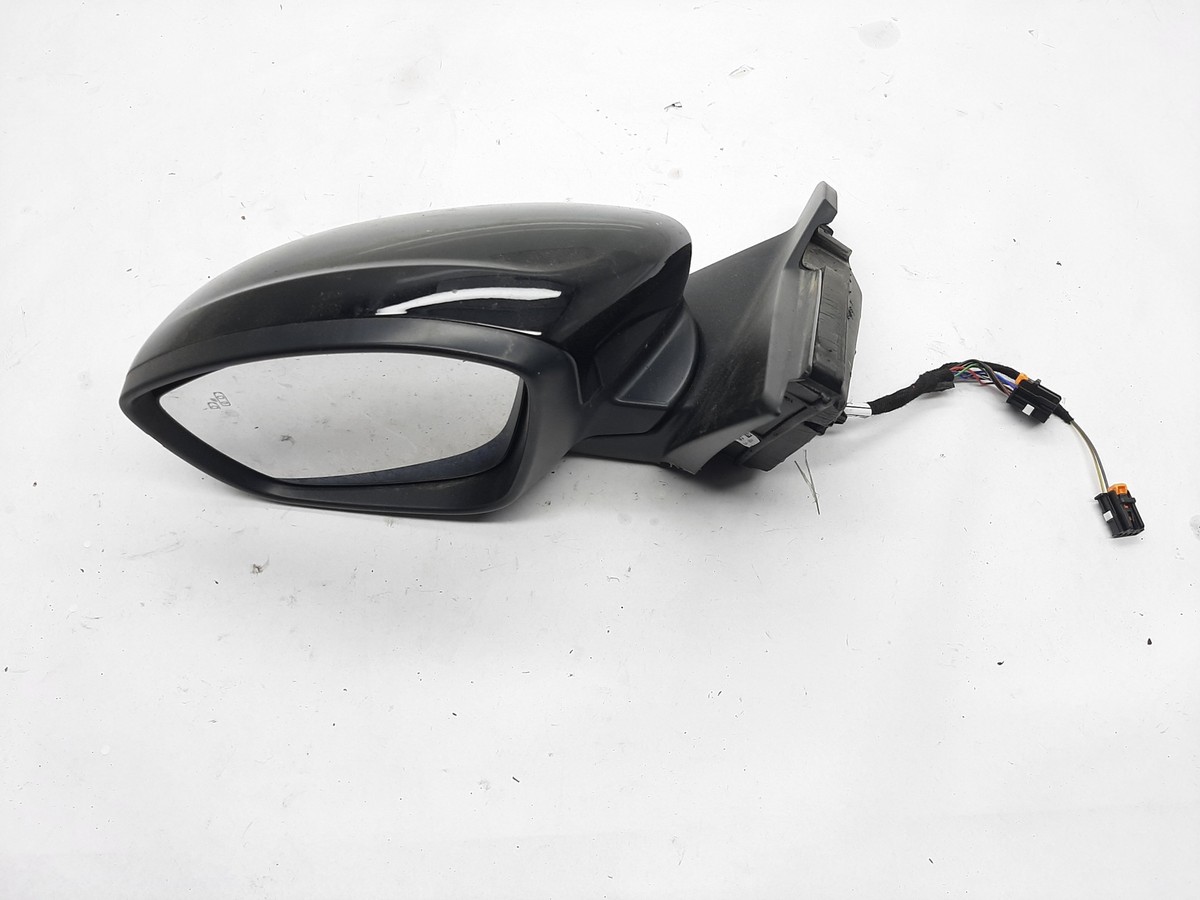 メル97223 2024 Kawasaki Ninja® ZX™-6R Metallic Flat Spark Black/Ebony