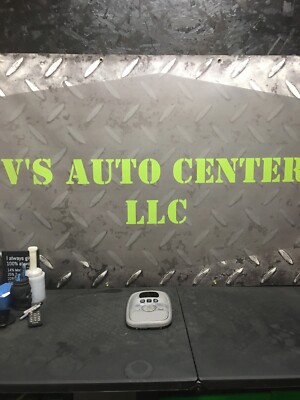 2005 Kia Sorento Overhead Console Map Dome Light Sunglass Compartment Grey