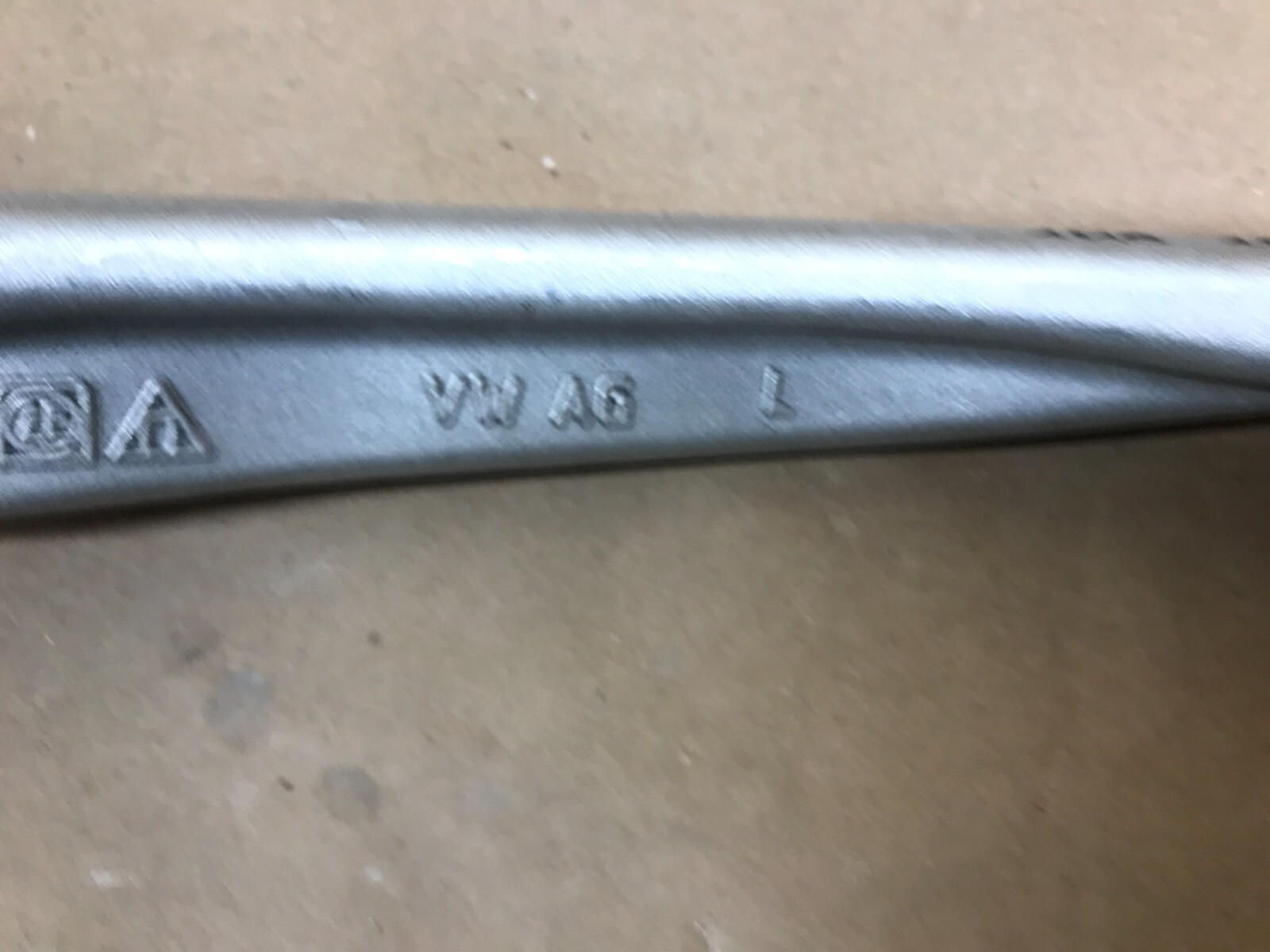 2018-2022 Lamborghini Urus Control Arm Front Left Upper LH 4M0407509C OEM 18 19