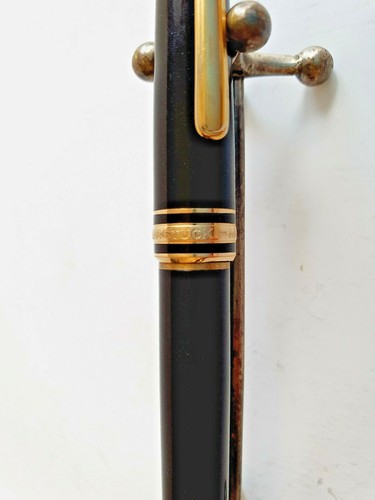 MONTBLANC-MEISTERSTUCK Gold-Coated, Classique Rollerball Pen, Black, Plastic - Picture 4 of 12
