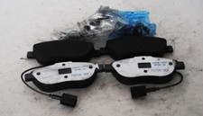 Original Fiat Satz Bremsklötze Bremsbeläge vorne Bravo ab 2010 77365810