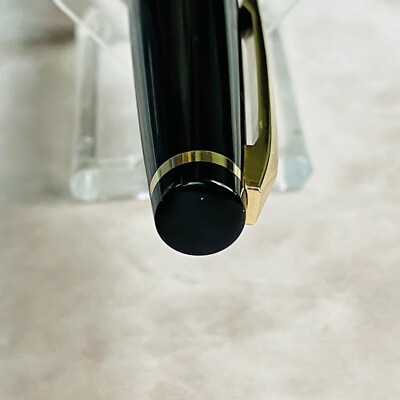 Vintage Pilot Elite 14K-585 F-Nib 1976 Japan Fountain Pen Used