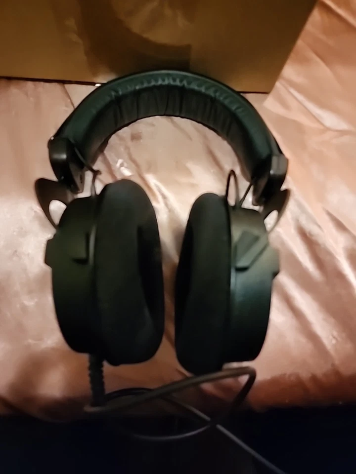 Auriculares de estudio Beyerdynamic DT 990 Pro edición limitada Foto 2 de 4