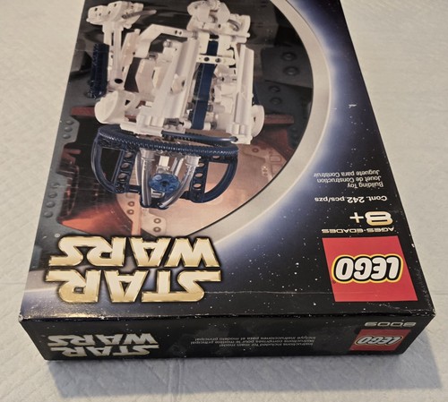 LEGO Star Wars: R2-D2 (8009) - Imagen 5 de 8