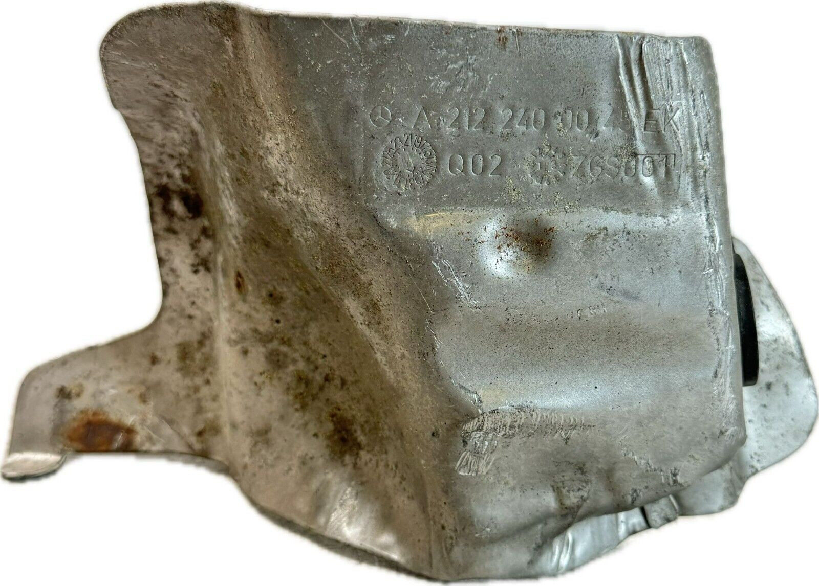 Mercedes W212 E550 CLS63 AMG Engine Motor Left Side Mount Cover Plate OEM
