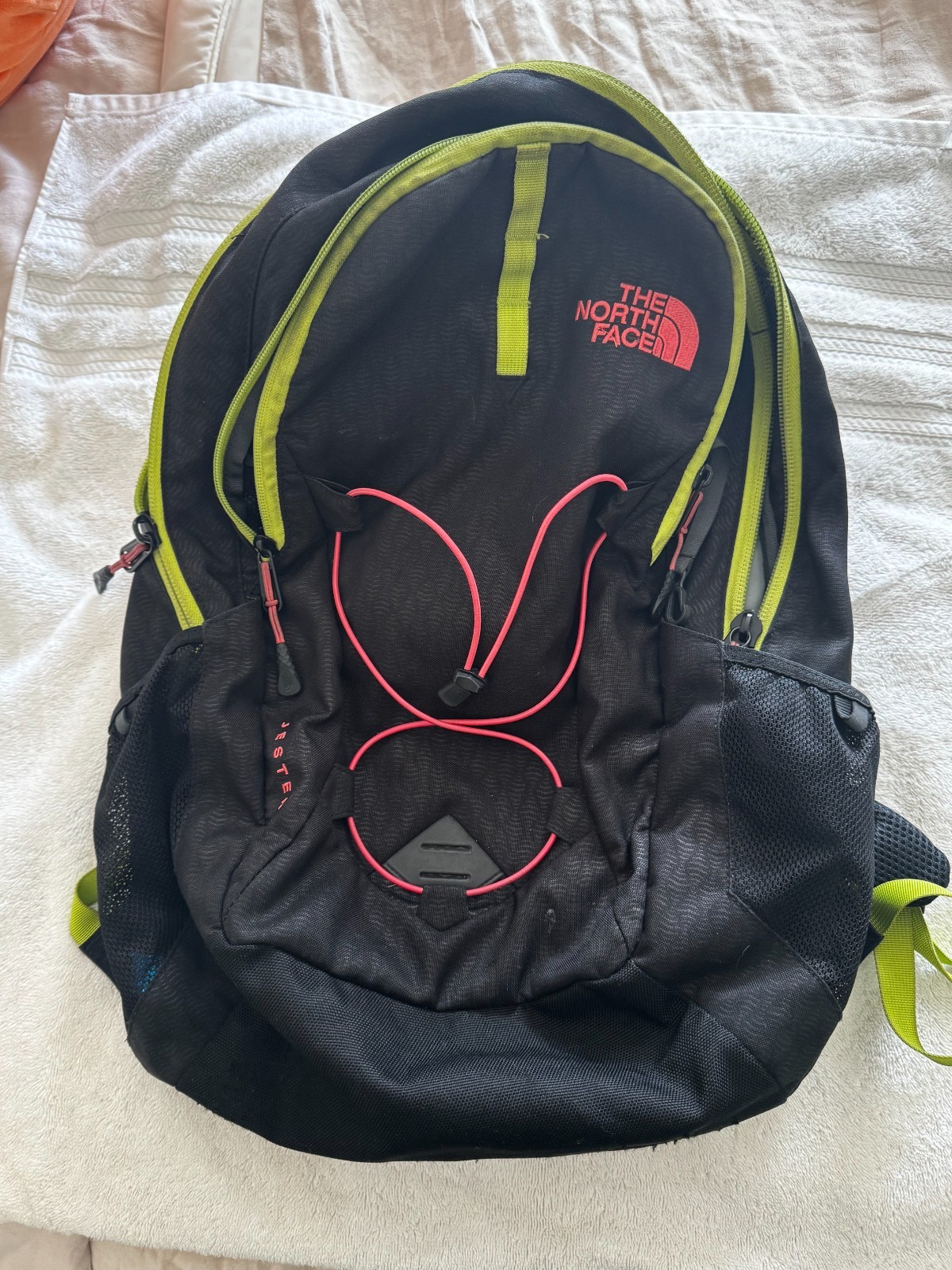 THE NORTH FACE Jester Backpack, BLACK. Pre-owned