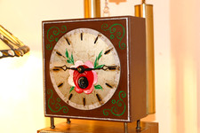 Orologio da tavolo Kienzle-orologio a camme-movimento a pendolo-versione legno-macinato