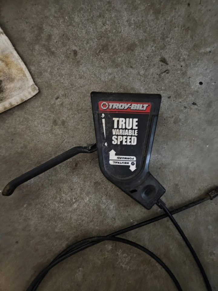 Cabo de acionamento Troy-Bilt True velocidade variável - Imagem 2 de 4