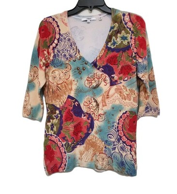 VERTIGO PARIS size Large Floral Embellieshed Half Sleeve V Neck Knit Top Beaded