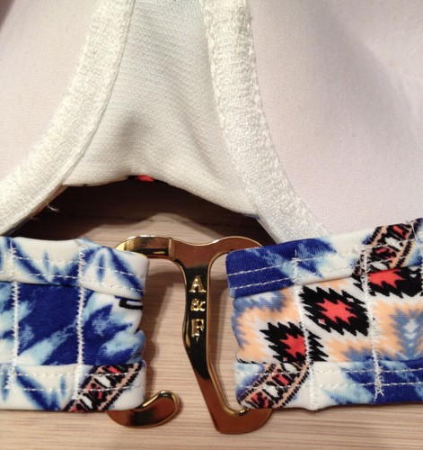 Abercrombie & Fitch Aztec Ruffled Off The Shoulder Push UP Bikini Top Swim 34A - Picture 8 of 11