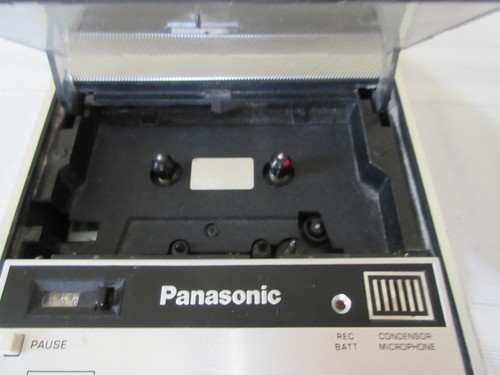 Vtg. Panasonic Cassette Player RQ-4135 -Made in Japan FOR PARTS ONLY - Picture 5 of 9