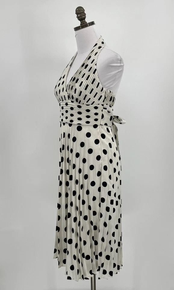 Винтажное белое черное платье с бретелью через шею в горошек Betsey Johnson размер 4 - Изображение 3 из 4