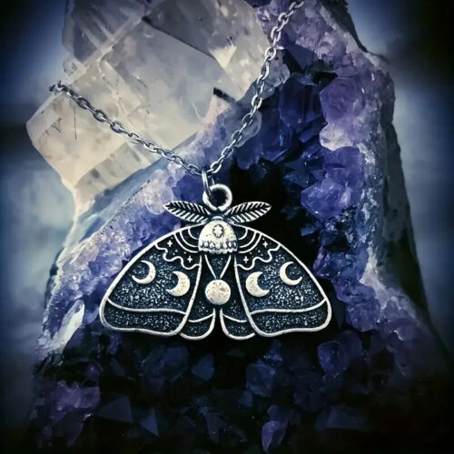 Collar Colgante Polilla Estrella Luna Inspirado De Colección Joyería Regalo Hombres Mujeres Único - Imagen 2 de 3